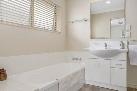 Photo of property in 42 Stephens Place, Hairini, Tauranga, 3112