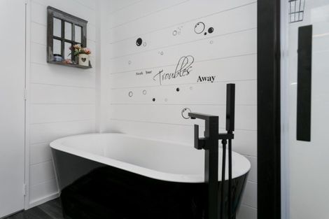 Photo of property in 26 Richmond Avenue, Richmond Heights, Taupo, 3330