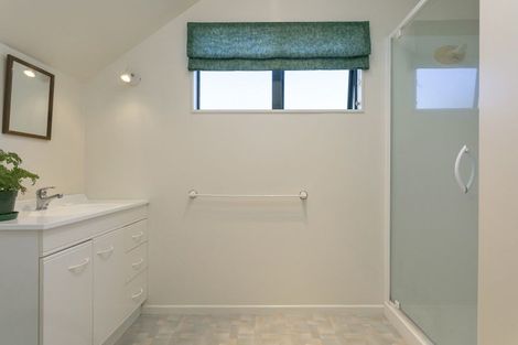 Photo of property in 2 Abbey Way, Rangatira Park, Taupo, 3330