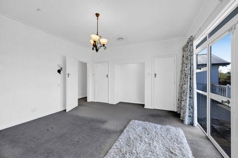 Photo of property in 35 Campbell Street, Hawera, 4610