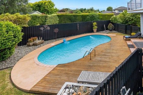 Photo of property in 19 Lemon Street, Otaki, 5512