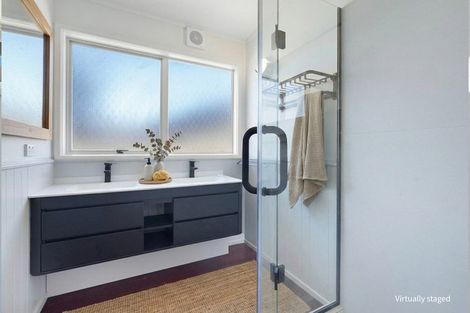 Photo of property in 37c Doment Crescent, Orewa, 0931