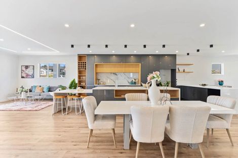 Photo of property in 35 Pacific Heights Road, Orewa, 0931