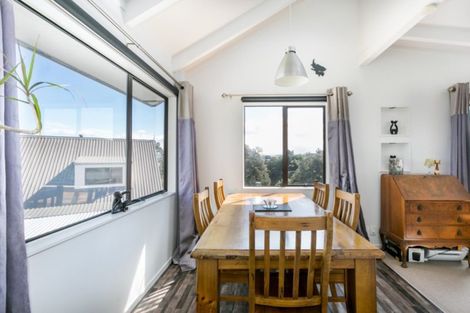 Photo of property in 25 Delhi Road, Hospital Hill, Napier, 4110