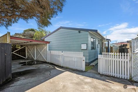 Photo of property in 22a Randwick Crescent, Moera, Lower Hutt, 5010