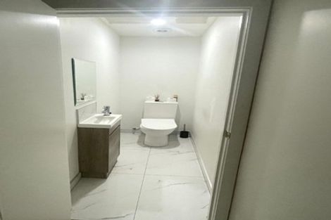 Photo of property in 1/4214a Great North Road, Glendene, Auckland, 0602