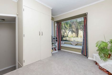 Photo of property in 18 Evelyn Road, Cockle Bay, Auckland, 2014