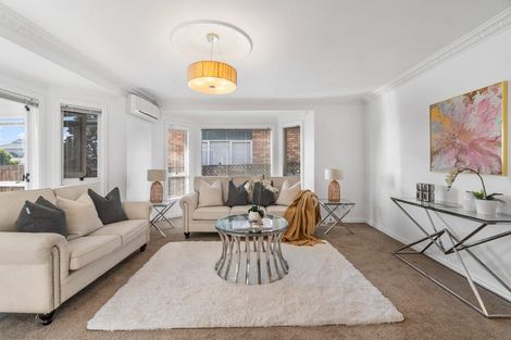 Photo of property in 2/25 Scott Avenue, Mangere Bridge, Auckland, 2022