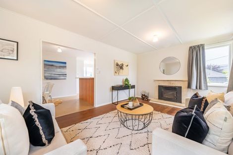 Photo of property in 35 Routley Crescent, Elderslea, Upper Hutt, 5018