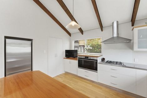 Photo of property in 5 Magnolia Drive, Westown, New Plymouth, 4310