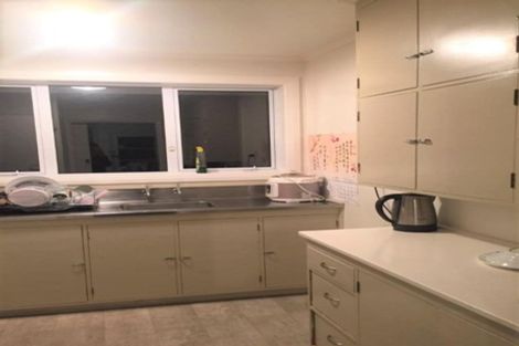 Photo of property in 1/1123 Fergusson Drive, Clouston Park, Upper Hutt, 5018