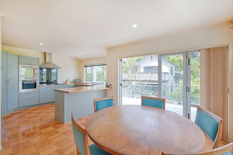 Photo of property in 414a Beach Road, Mairangi Bay, Auckland, 0630