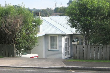 Photo of property in 190a Don Buck Road, Massey, Auckland, 0614