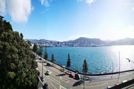 Photo of property in The Capital, 15/370 Oriental Parade, Oriental Bay, Wellington, 6011