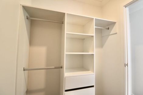 Photo of property in 210b Forrest Hill Road, Forrest Hill, Auckland, 0620