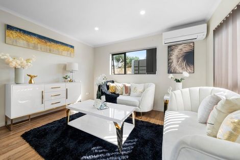 Photo of property in 102b Fitzroy Street, Papatoetoe, Auckland, 2104