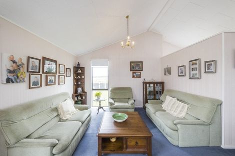 Photo of property in 128 Kelvin Grove Road, Kelvin Grove, Palmerston North, 4414