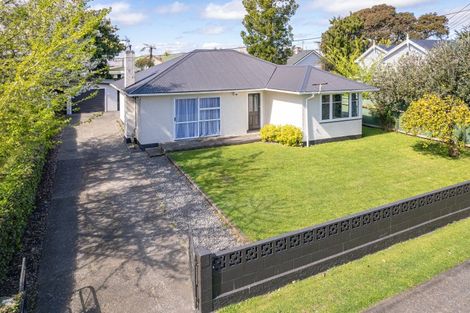 Photo of property in 2 Cumbrae Place, Aramoho, Whanganui, 4500