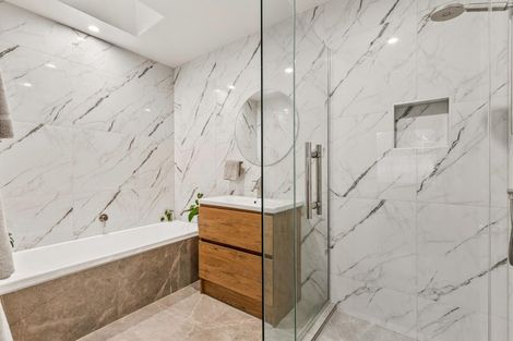 Photo of property in 51 Semillon Avenue, Henderson, Auckland, 0612