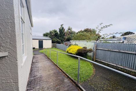 Photo of property in 29-31 Rangitira Avenue, Palmerston North, 4414