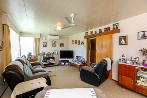 Photo of property in 2 Thames Street, Welbourn, New Plymouth, 4310
