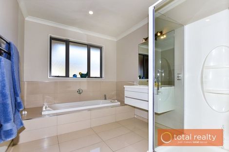 Photo of property in 8 Rosario Place, Aidanfield, Christchurch, 8025