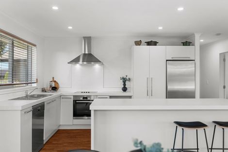 Photo of property in 10 Hurricane Way, Wigram, Christchurch, 8042