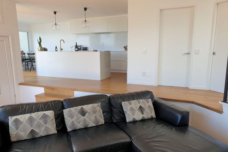 Photo of property in 719 Marine Drive, Eastbourne, Lower Hutt, 5013