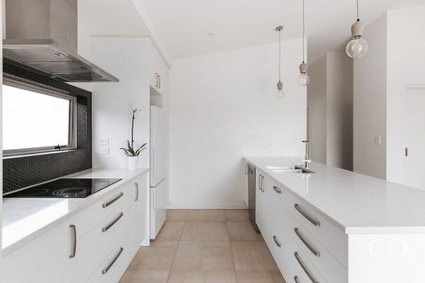 Photo of property in 15 Furlong Road, Papamoa, 3118