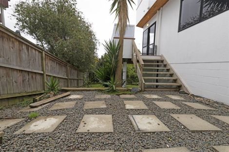 Photo of property in 4/61 Sunrise Avenue, Murrays Bay, Auckland, 0630