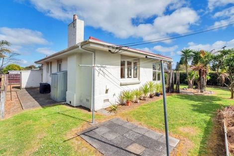Photo of property in 1/5 Cameron Street, Papakura, 2110