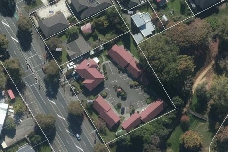 Photo of property in 243 Fitzherbert Avenue, West End, Palmerston North, 4410