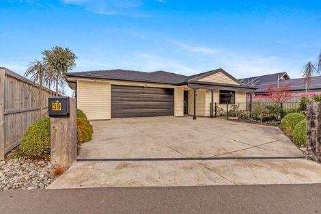 Photo of property in 39 Lock Crescent, Kaiapoi, 7630