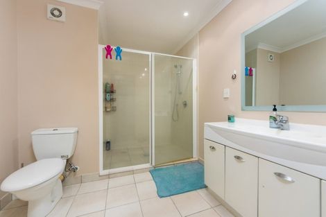 Photo of property in 14/8 Monte Cassino Place, Birkdale, Auckland, 0626