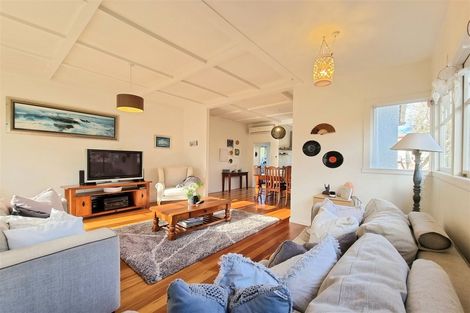 Photo of property in 1/18 Nile Road, Milford, Auckland, 0620
