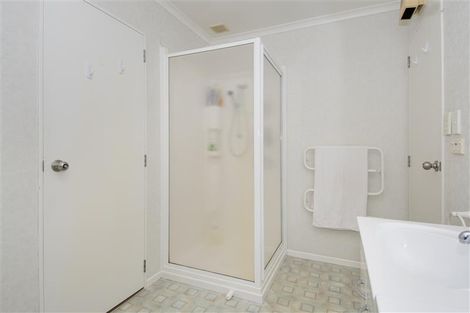 Photo of property in 3 Evergreen Glade, Papamoa Beach, Papamoa, 3118