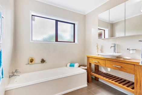 Photo of property in 105a Tobie Place, Whangamata, 3620