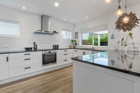 Photo of property in 351b Oceanbeach Road, Mount Maunganui, 3116
