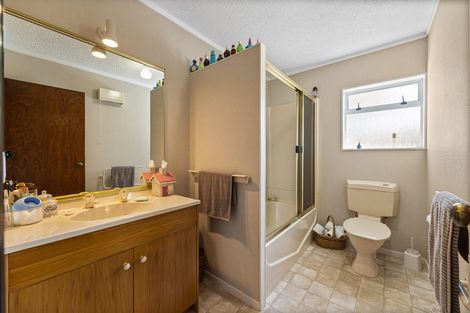 Photo of property in 2/9 Kaiuru Street, Nukuhau, Taupo, 3330