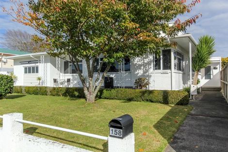 Photo of property in 158 Mangorei Road, Merrilands, New Plymouth, 4312