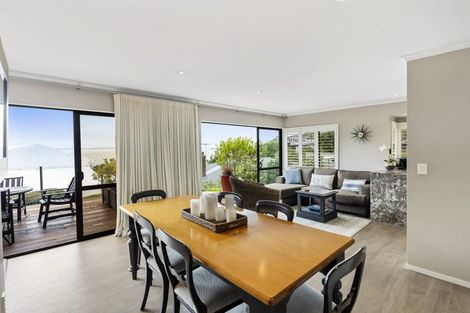 Photo of property in 161 Mellons Bay Road, Mellons Bay, Auckland, 2014