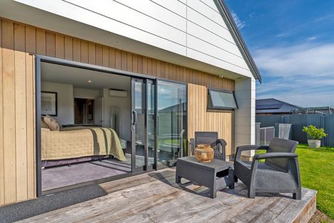 Photo of property in 5 Kea Court, Carterton, 5713