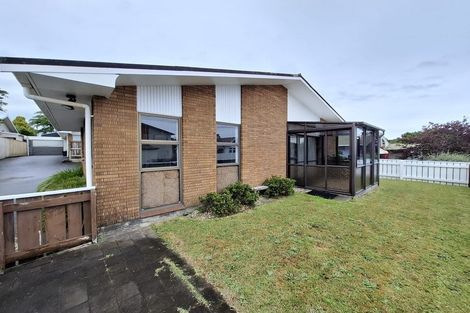 Photo of property in 1/21 Fulford Street, New Plymouth, 4310