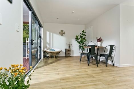 Photo of property in 19/3 The Avenue, Albany, Auckland, 0632