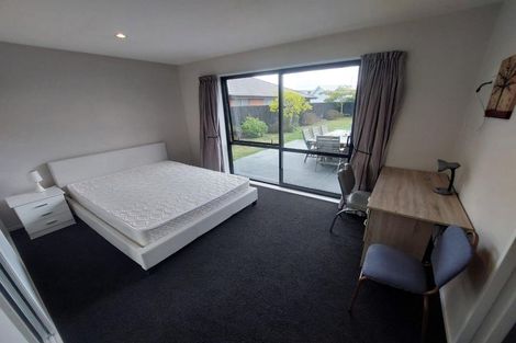 Photo of property in 3 Bargrove Close, Halswell, Christchurch, 8025