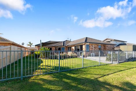 Photo of property in 27 Sarah Place, Papamoa Beach, Papamoa, 3118