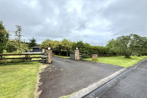 Photo of property in 3 Terry Smyth Drive, Kumeu, 0892