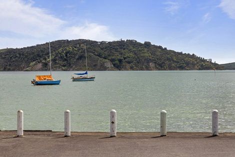 Photo of property in 3 Nikau Park, Raglan, 3225