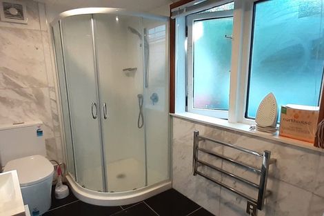 Photo of property in 1-3 Mudges Terrace, Newtown, Wellington, 6021