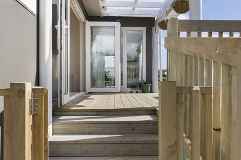 Photo of property in 57c Anglers Avenue, Warea, New Plymouth, 4381